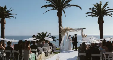 Carlos Vela y su esposa renuevan sus votos en lujosa boda