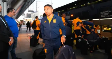 Javier Aquino 'explota' contra la directiva de Tigres tras su salida