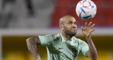 Dani Alves invierte en un equipo de Tercera División de Portugal