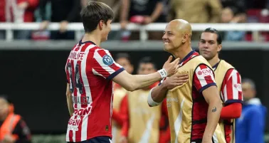 ‘Chicharito’ fue clave para el buen momento de la ‘Hormiga’ González, asegura Efraín Flores