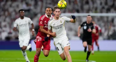 Dean Huijsen se vuelve tendencia en redes sociales al medir fuerzas con un tigre