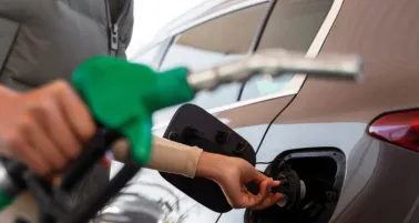 La actualización del IEPS hizo que el costo de los combustibles subiera.