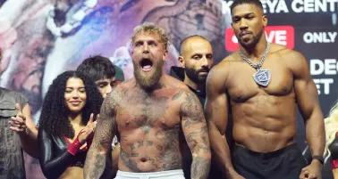 Así reaccionó Jake Paul tras el accidente de Anthony Joshua en Nigeria