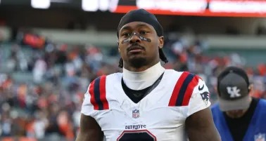 Stefon Diggs, de los New England Patriots, enfrenta cargos de estrangulamiento, pero niega acusaciones