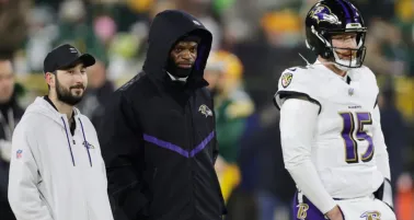 Lamar Jackson entrena con los Ravens