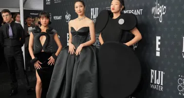 Critics Choice Awards 2026: los looks más espectaculares de la alfombra roja