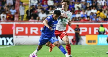 Agustín Palavecino ya no estuvo con Necaxa en amistoso ante León