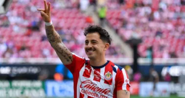Mozo mandó mensaje a la afición de Chivas tras su salida del club