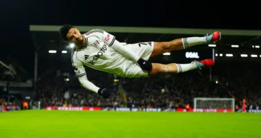 ¡De lujo! Así fue el golazo de Raúl Jiménez con icónico festejo en triunfo del Fulham ante el Chelsea