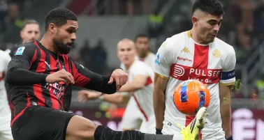 Genoa, de Johan Vásquez, empata con Milan con agónico gol de Rafael Leao