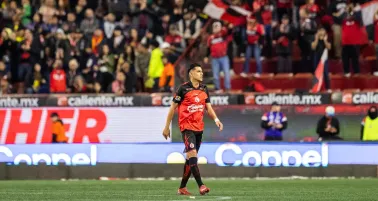 El emotivo adiós de Joe Benny Corona con los Xolos de Tijuana; Nacho Rivero entró en su lugar
