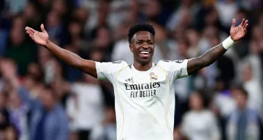 Vinicius y su gesto con Ronald Araujo en la Final 