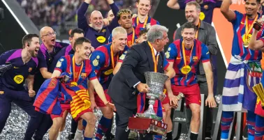 ¿Florentino Pérez felicitó a Laporta?