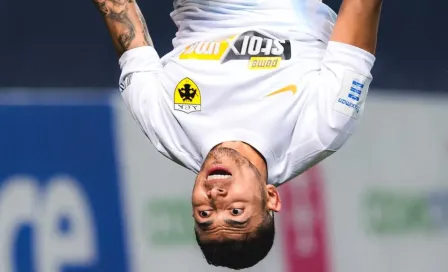 Orbelín Pineda anota en la goleada del AEK de Atenas sobre Panetolikos