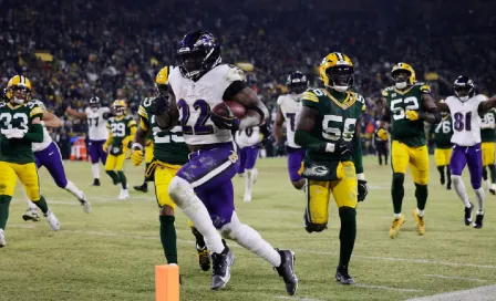 Ravens, con Derrick Henry intratable, vapulea a los Packers