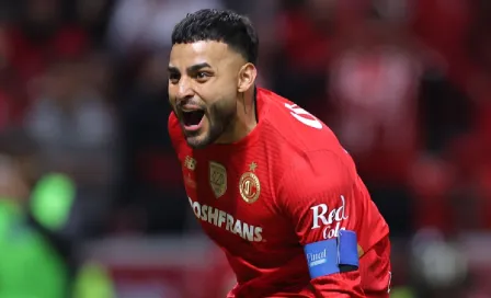 Periodista se tatúa imagen de Alexis Vega