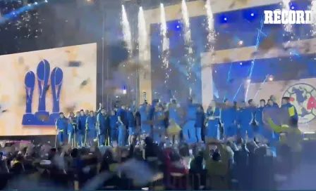 AMÉRICA le manda MENSAJE a CHIVAS durante el festejo del TRICAMPEONATO