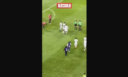 JAMES RODRÍGUEZ celebra con sus COMPAÑEROS la VICTORIA ante ATLAS