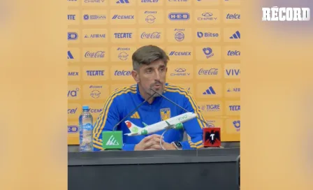 El entrenador Veljko Paunovic destacó el impacto de los veteranos en la conferencia de prensa posterior al encuentro.