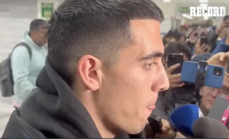 Alex Padilla llega a México para fichar con Pumas