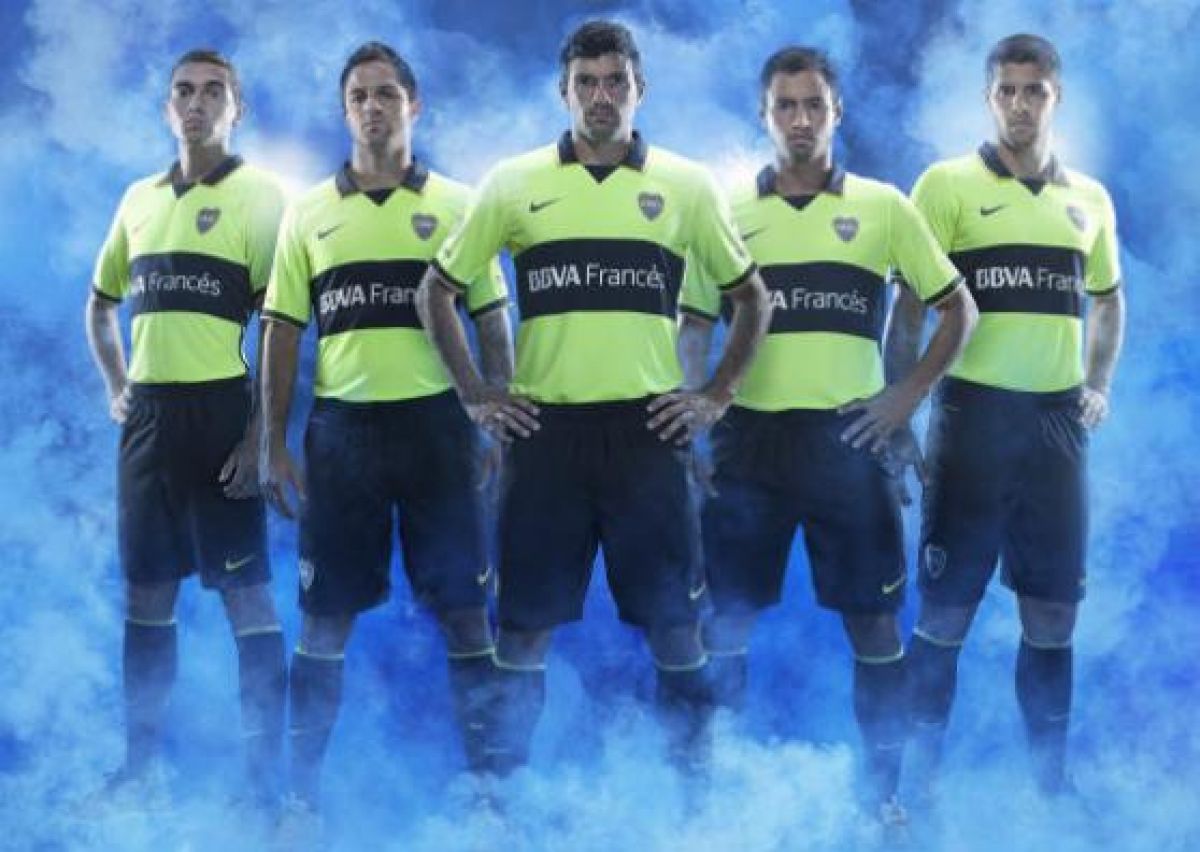 Limpiamente Manual calcular Boca Juniors lanza tercer uniforme fosforescente