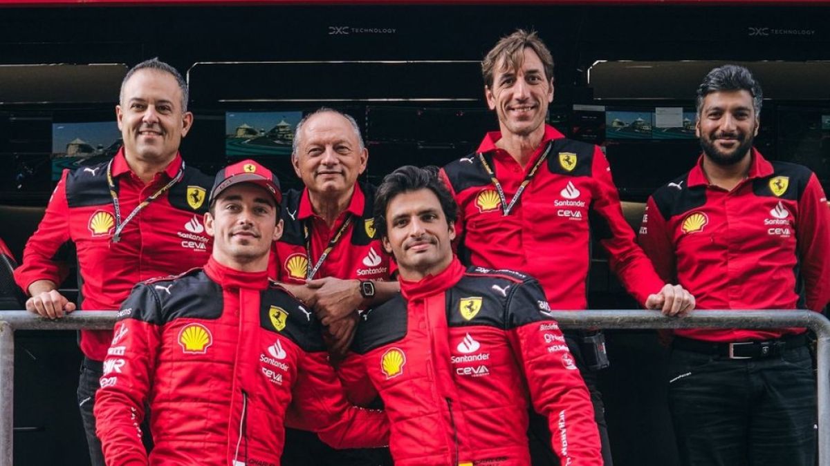 Chaqueta del equipo Scuderia Ferrari 2023