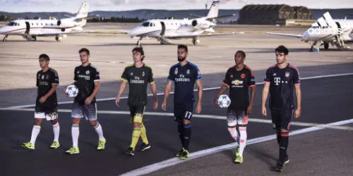 La sesión de fotos donde se lucieron las nuevas armaduras.