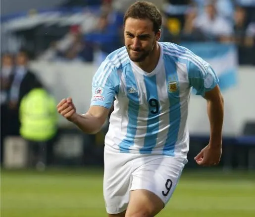 IMAGO7 Higuaín festeja un gol en la Copa América