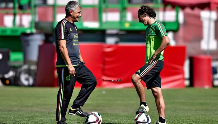 IMAGO7 El Principito platica con Ferretti