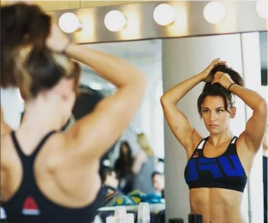 MIESHA TATE Tate se alista para una pelea