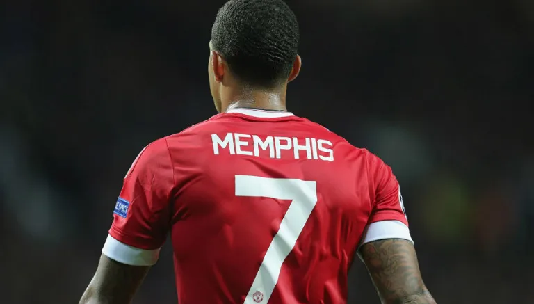 Depay en partido del United