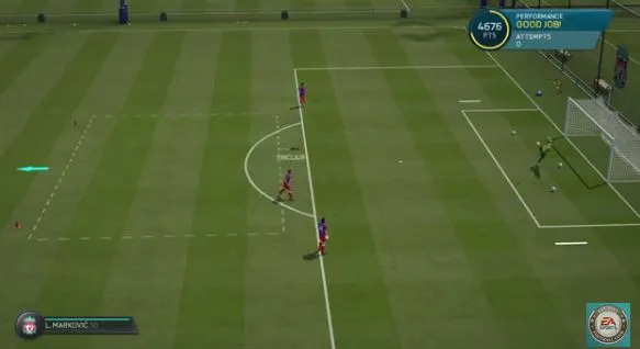 EA SPORTS Jugadores practican disparos a puerta