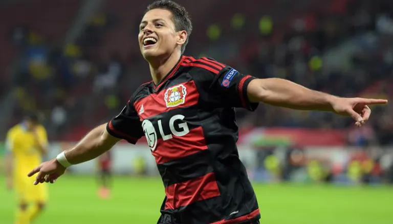 EFE Hernández festja un gol con el Leverkusen