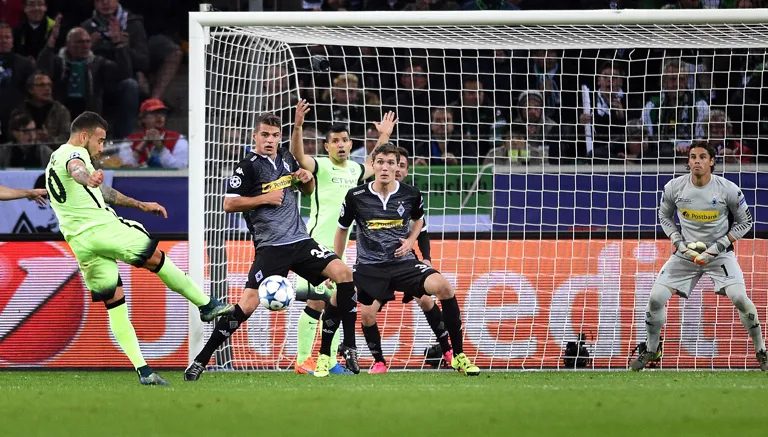 AP Otamendi consigue el priemr tanto del City