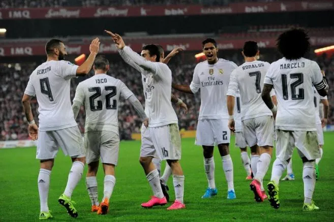 AP Jugadores del Real Madrid festejan un gol