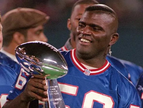 ESPECIAL Lawrence Taylor, campeón con Gigantes