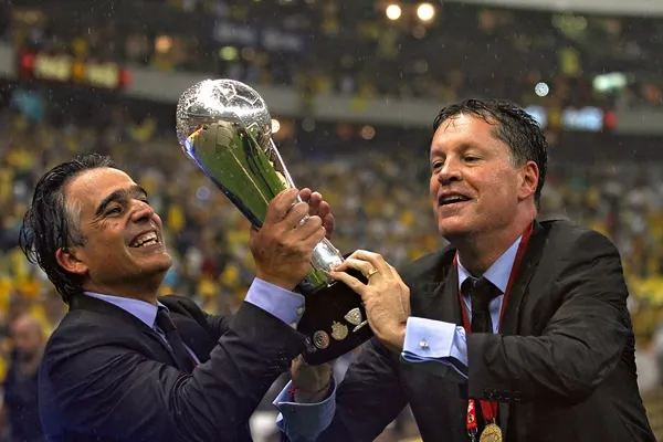 ESPECIAL Peláez levanta un título con las Águilas