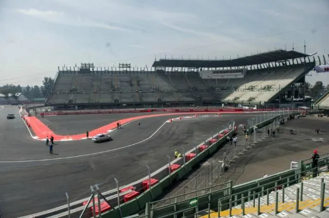 La curva en el Foro Sol