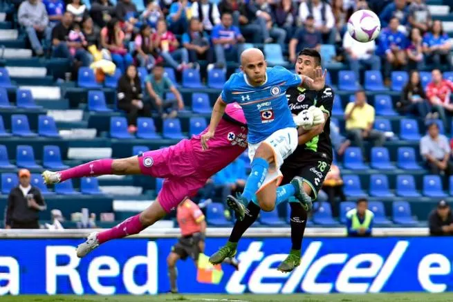 IMAGO7 Momento del choque entre Corona y Andrade