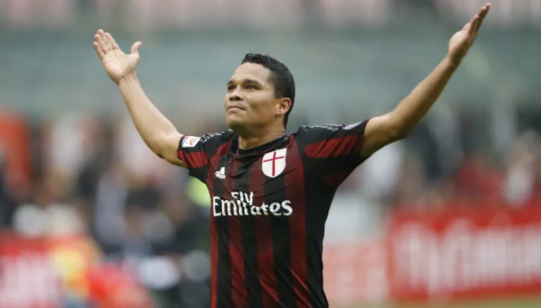 AP Bacca, en juego del Milan