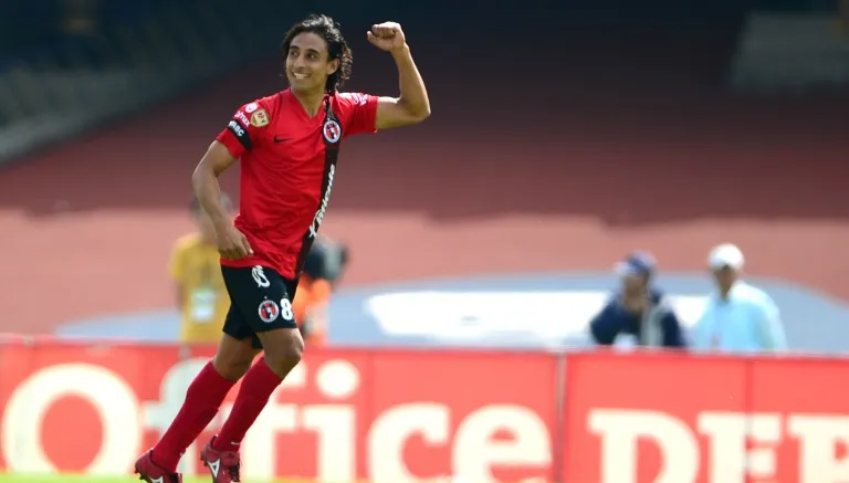 Fernando Arce en un partido con Xolos