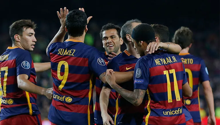 AP Jugadores del Barcelona festejan un gol