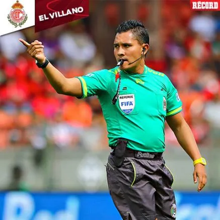 Fernando Guerrero señala una falta