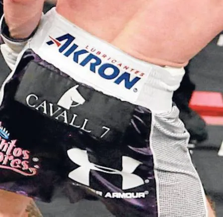 ESPECIAL En la parte trasera de su short tuvo cuatro anuncios