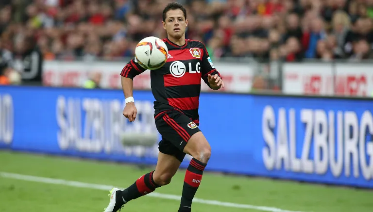 MEXSPORT Hernández en partido del Bayer Leverkusen