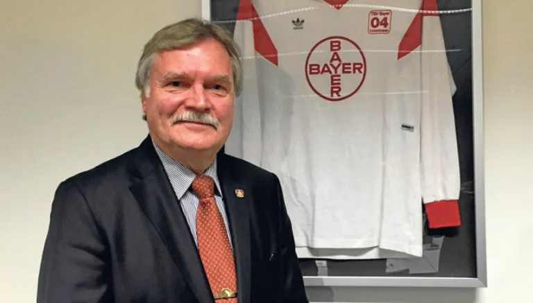 RÉCORD Michael Schade, presidente del Bayer