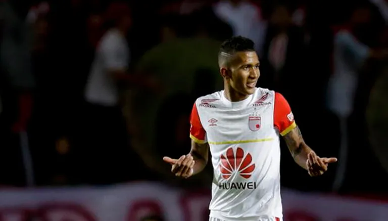 AP Meza en partido con Santa Fe