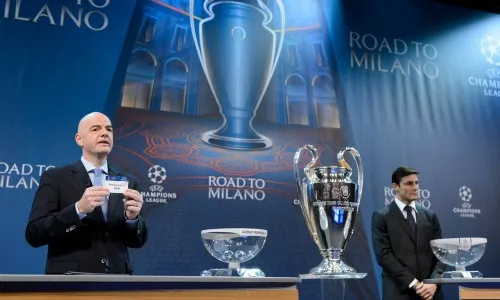 AP Infantino saca el papel del PSV Eindhoven