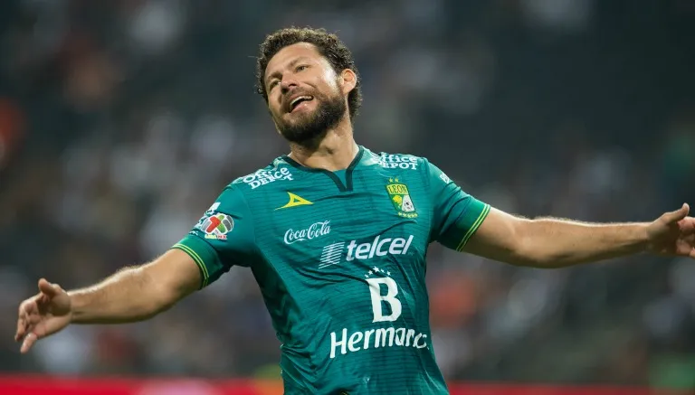 Sabah después de fallar un tiro a gol