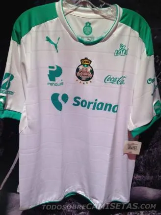 TODOSOBRECAMISETAS Posible camiseta de Santos Laguna